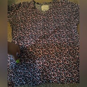 Vera Bradley Pink and Black Floral scrub top